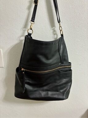Rimen & Co Black Leather Crossbody Tote Bag with Front Zip Pocket